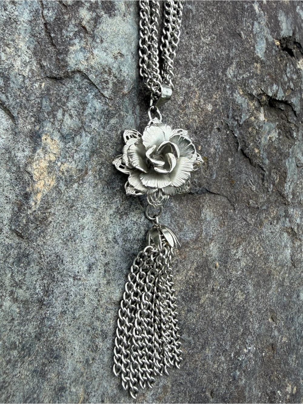 Vintage Sarah Coventry Silver Floral Tassel Rose Pendant Necklace